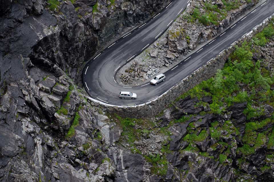 Verkehr auf dem Trollstigen in Norwegen