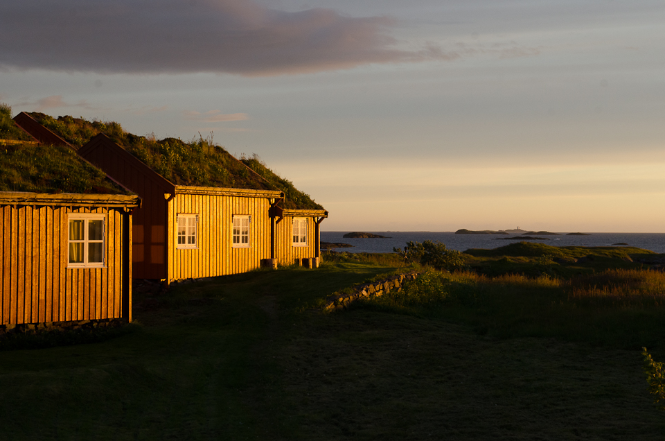 mittsommernacht auf haholmen in norwegen