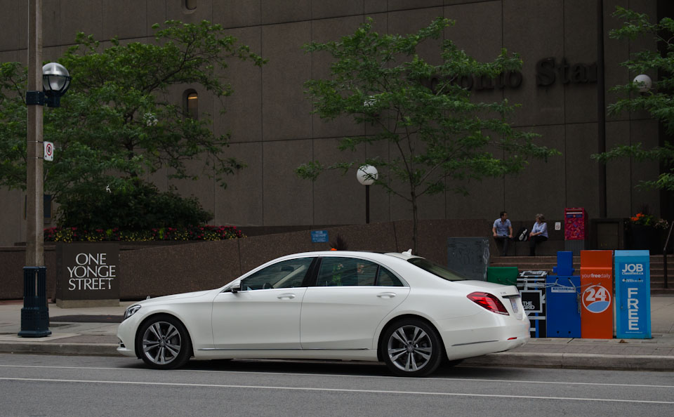 one yonge street mit der S-Klasse von Mercedes-Benz