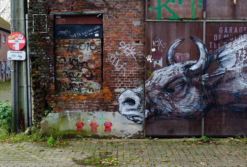 Ein echter ROA in Doel, Belgien. Einer von vielen.