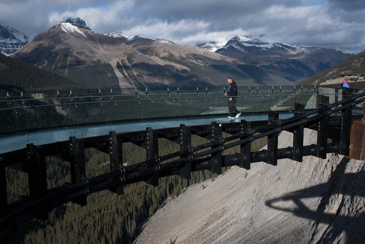 Der Glacier Skywalk am Icefields Parkway in Kanada